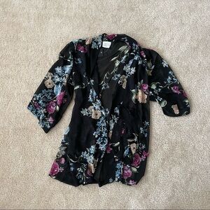 NWT Helena Quinn Floral Kimono With Belt!